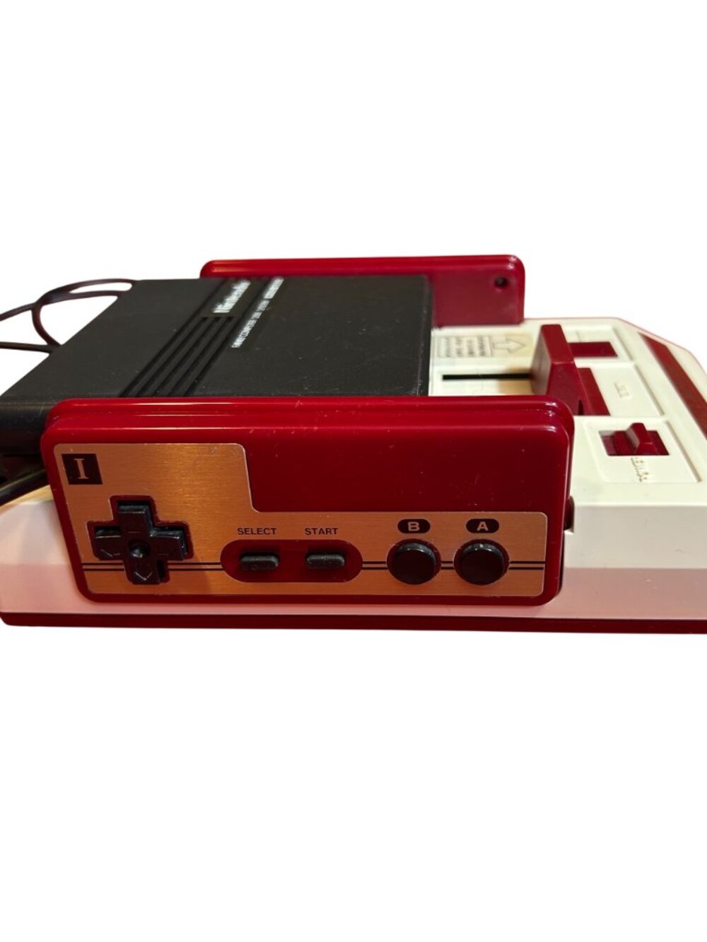 Nintendo Famicon Console & RAM Adapter + Controllers & Cables - Picture 4 of 7